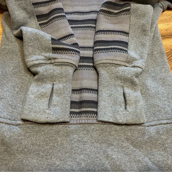 Lululemon Scuba Hoodie - Picture 5 of 11